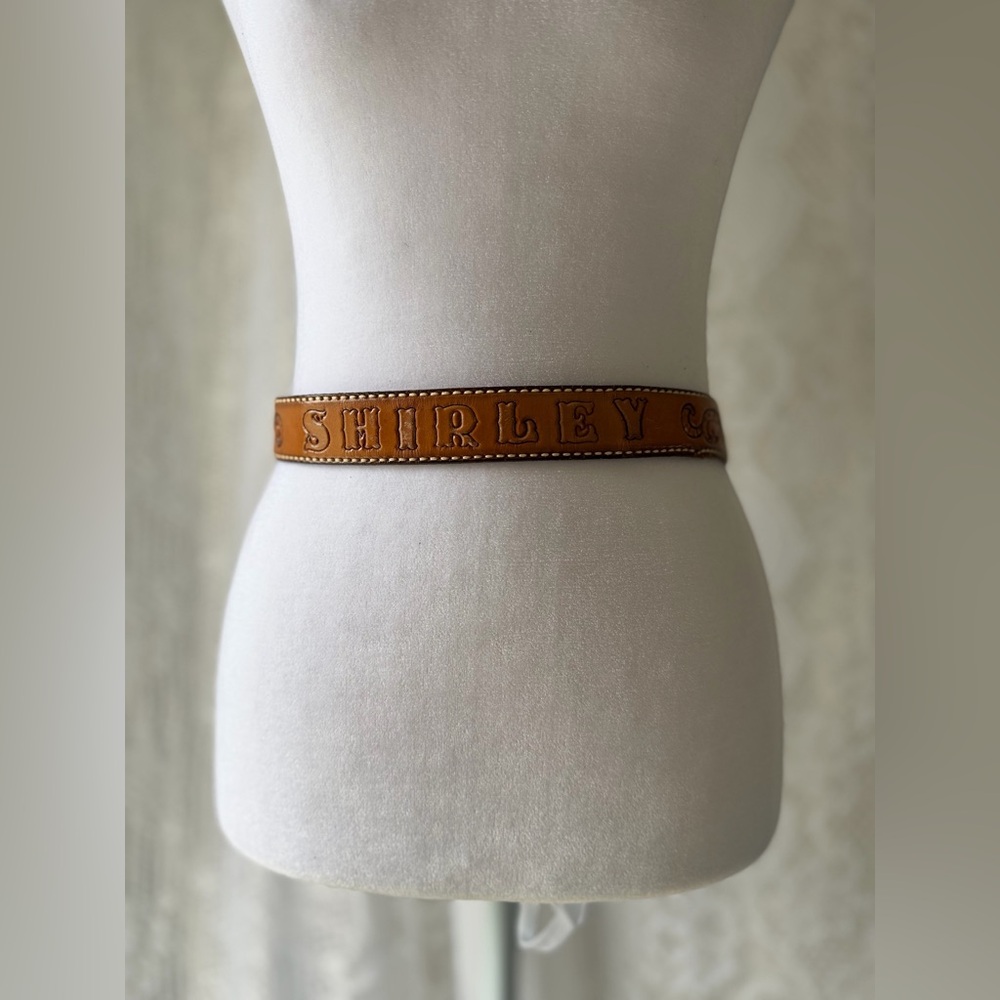 Vintage “Shirley” Hand Tooled Leather Western Belt Floral Size 30 - Picture 13 of 16
